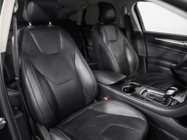 Ford Mondeo V с пробегом 2017 года, цена 1 319 000 рублей, 246971 км, седан, Автокод Объявления