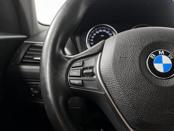 BMW 1 серии II (F20/F21) Рестайлинг с пробегом 2017 года, цена 1 515 900 рублей, 169879 км, хэтчбек, Автокод Объявления
