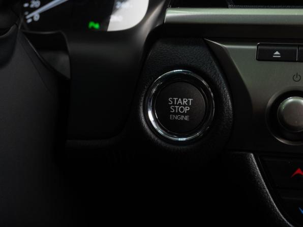 Lexus ES VI с пробегом 2013 года, цена 2 589 000 рублей, 171566 км, седан, Автокод Объявления
