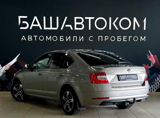 Skoda Octavia III (A7) Рестайлинг с пробегом 2019 года, цена 1 550 000 рублей, 139920 км, лифтбек, Автокод Объявления