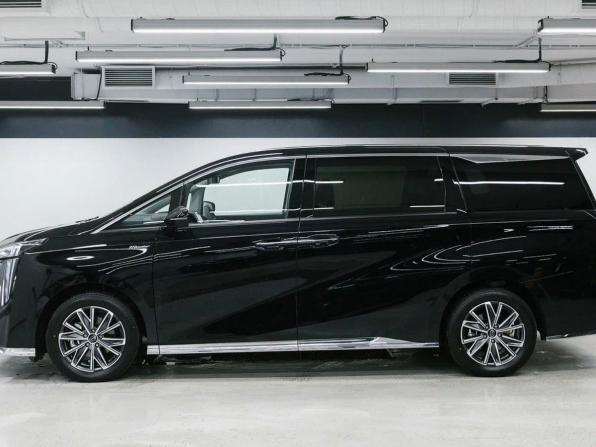 GAC M8 с пробегом 2026 года, цена 7 999 999 рублей, 10 км, минивэн, Автокод Объявления