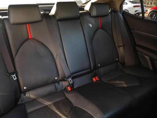 Toyota Camry VIII (XV70) Рестайлинг с пробегом 2021 года, цена 2 399 777 рублей, 223000 км, седан, Автокод Объявления