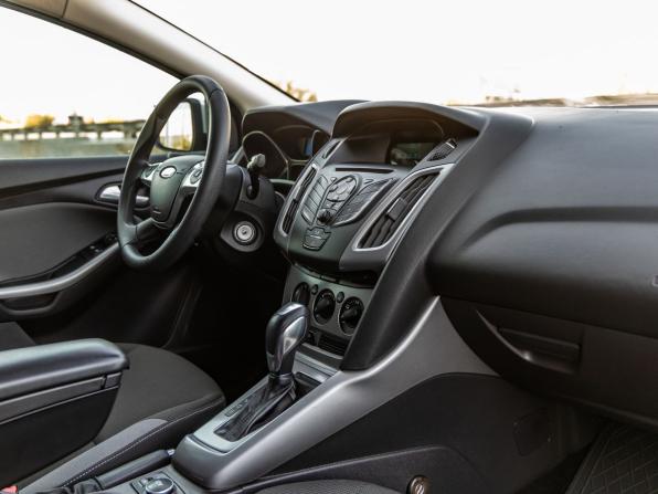Ford Focus III с пробегом 2013 года, цена 1 168 000 рублей, 46576 км, седан, Автокод Объявления