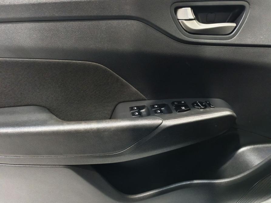 Hyundai Solaris II Курск  - изображение 14