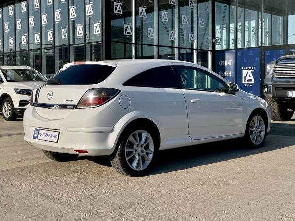 Opel Astra H Рестайлинг с пробегом 2010 года, цена 535 000 рублей, 207000 км, хэтчбек, Автокод Объявления
