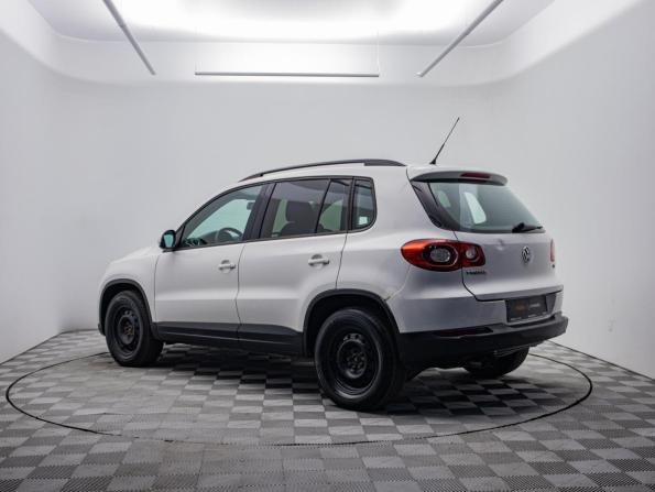 Volkswagen Tiguan I с пробегом 2010 года, цена 649 000 рублей, 176792 км, внедорожник, Автокод Объявления