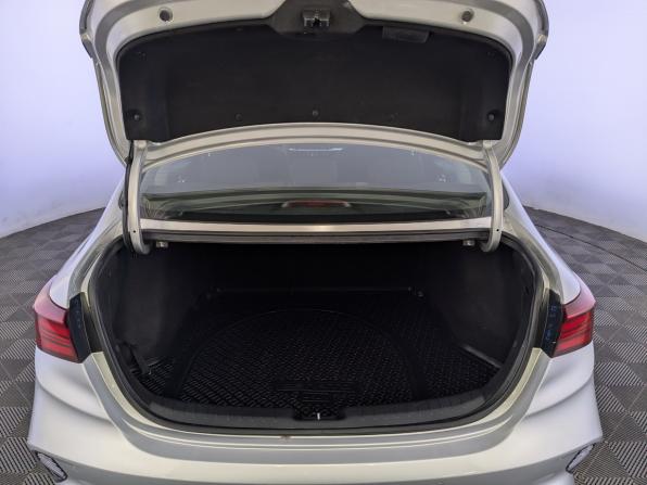 Kia Cerato IV Рестайлинг с пробегом 2022 года, цена 2 040 000 рублей, 62530 км, седан, Автокод Объявления