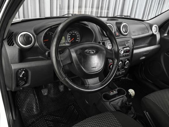 Lada (ВАЗ) Granta I с пробегом 2017 года, цена 539 000 рублей, 179164 км, седан, Автокод Объявления