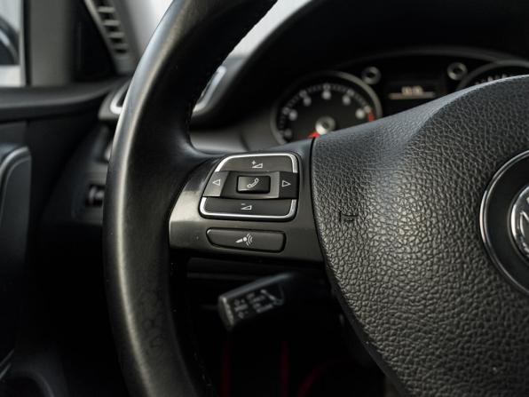 Volkswagen Passat B7 с пробегом 2012 года, цена 1 050 000 рублей, 229783 км, седан, Автокод Объявления