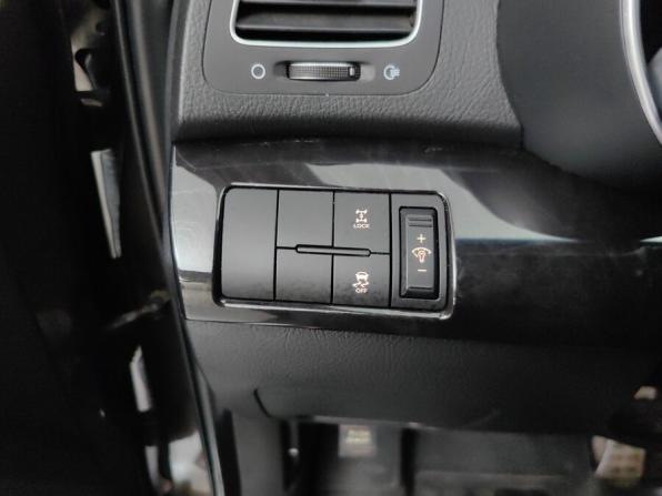 Kia Sorento II Рестайлинг с пробегом 2015 года, цена 1 748 000 рублей, 214500 км, внедорожник, Автокод Объявления