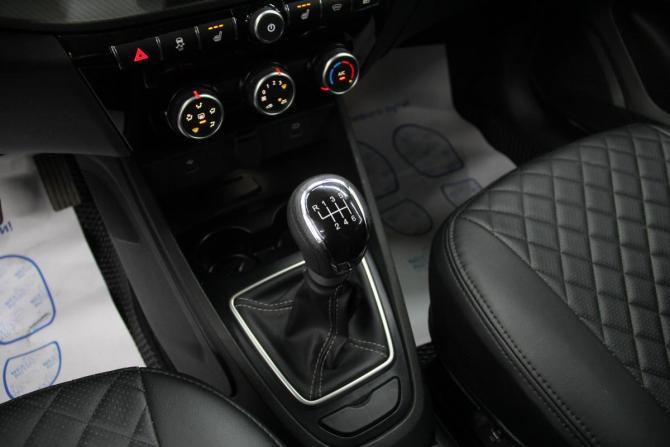 Lada (ВАЗ) Vesta I Рестайлинг (NG) с пробегом 2025 года, цена 1 647 000 рублей, 10759 км, седан, Автокод Объявления