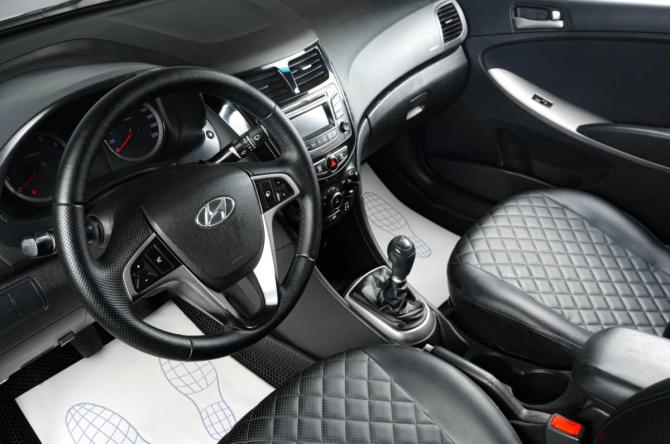 Hyundai Solaris I Рестайлинг с пробегом 2015 года, цена 789 000 рублей, 209000 км, седан, Автокод Объявления