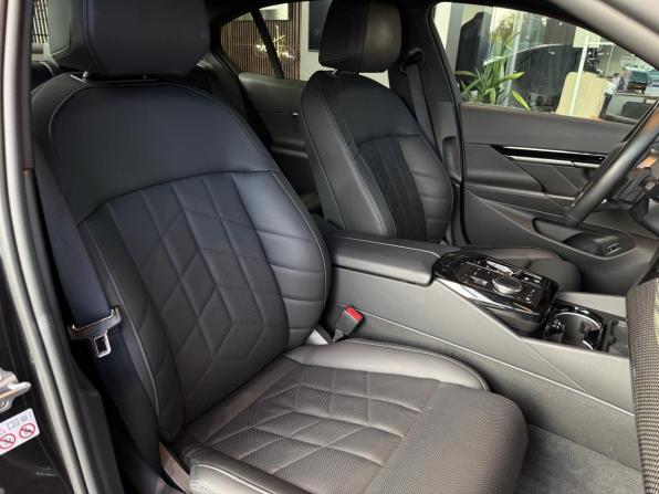 BMW 5 серии VIII (G60/G61/G68) с пробегом 2023 года, цена 7 800 000 рублей, 37655 км, седан, Автокод Объявления