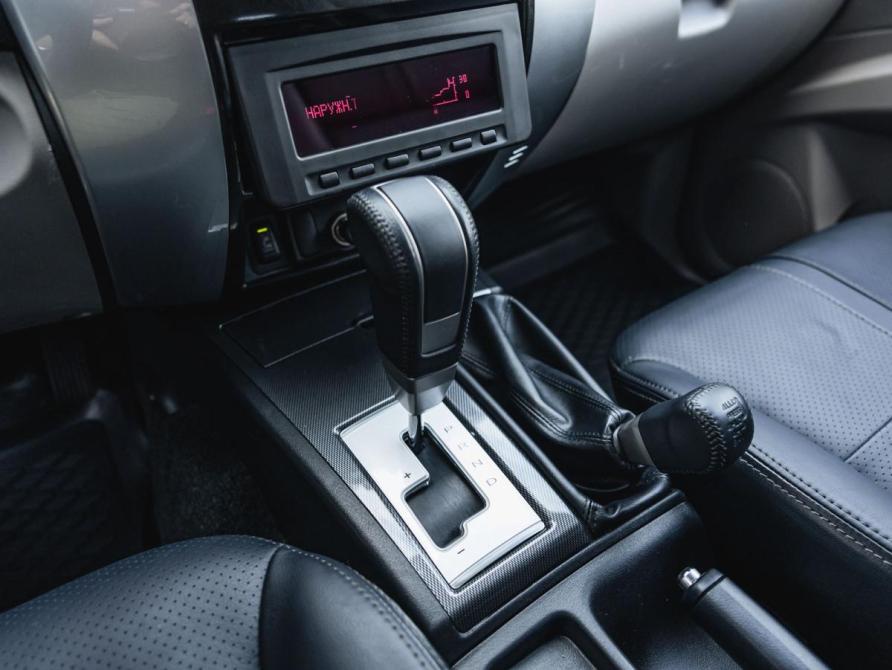 Mitsubishi Pajero Sport II Рестайлинг Москва  - изображение 14