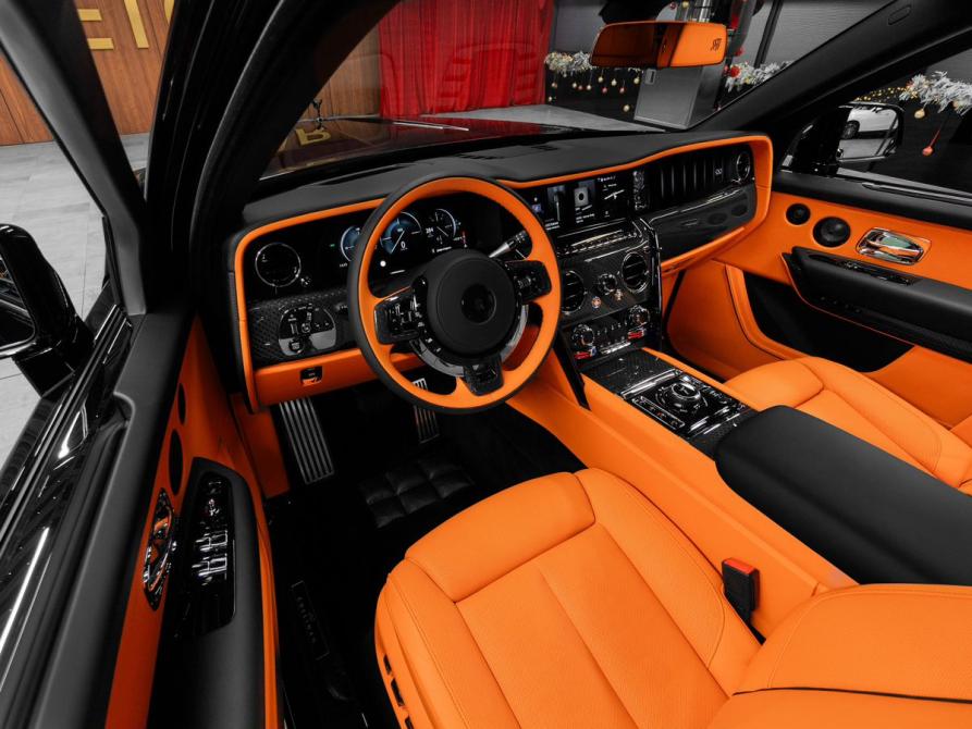 Rolls-Royce Cullinan I Рестайлинг Москва  - изображение 13