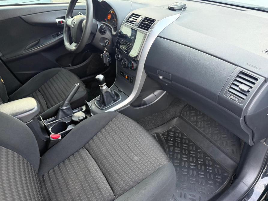 Toyota Corolla X (E140 E150) Рестайлинг Курган  - изображение 12