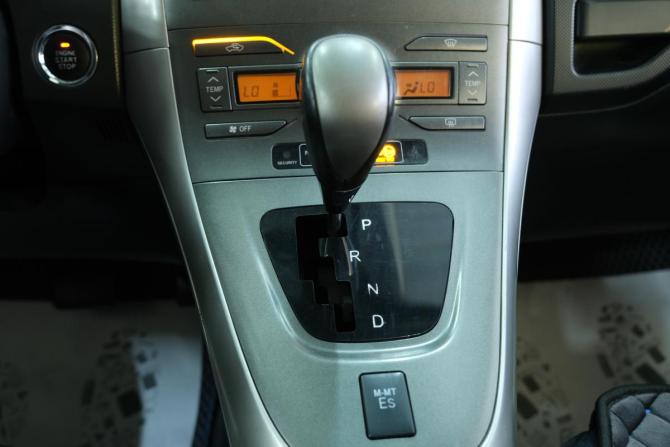 Toyota Auris I с пробегом 2007 года, цена 899 000 рублей, 147000 км, хэтчбек, Автокод Объявления