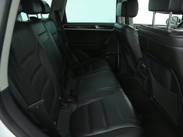 Volkswagen Touareg II с пробегом 2013 года, цена 2 155 000 рублей, 244600 км, внедорожник, Автокод Объявления