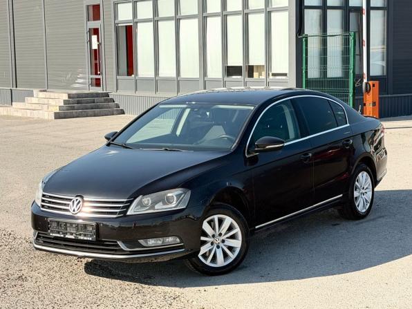Volkswagen Passat B7 с пробегом 2011 года, цена 999 000 рублей, 255000 км, седан, Автокод Объявления