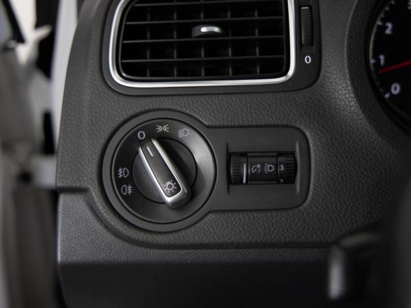 Volkswagen Polo V с пробегом 2012 года, цена 699 000 рублей, 140724 км, хэтчбек, Автокод Объявления