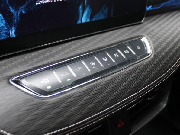 Haval Jolion I Рестайлинг с пробегом 2024 года, цена 2 159 000 рублей, 46820 км, внедорожник, Автокод Объявления