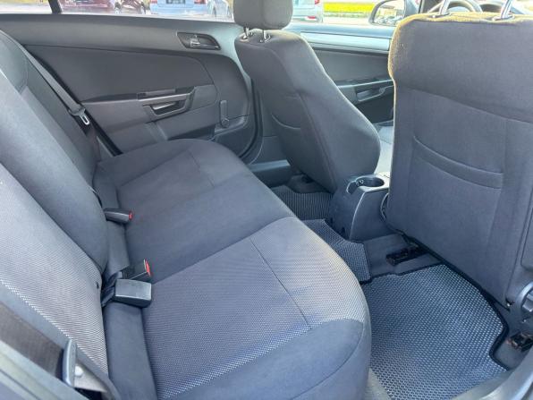 Opel Astra H Рестайлинг с пробегом 2012 года, цена 505 000 рублей, 226647 км, седан, Автокод Объявления