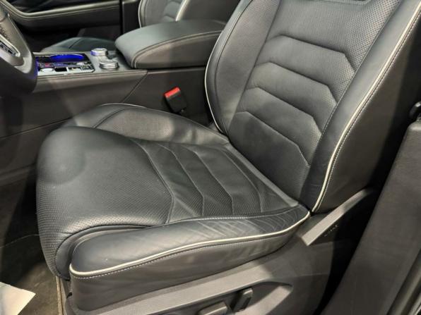Volkswagen Touareg III Рестайлинг с пробегом 2024 года, цена 13 340 500 рублей, 23998 км, внедорожник, Автокод Объявления