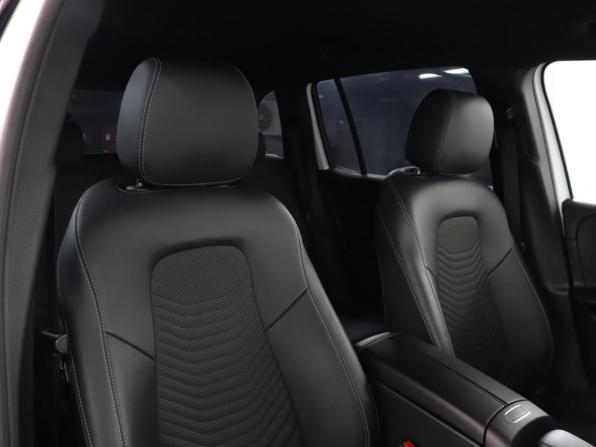 Mercedes-Benz GLB I (X247) с пробегом 2021 года, цена 2 949 900 рублей, 106850 км, внедорожник, Автокод Объявления