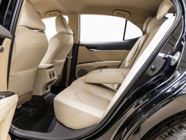 Toyota Camry VIII (XV70) Рестайлинг с пробегом 2021 года, цена 3 250 000 рублей, 55858 км, седан, Автокод Объявления