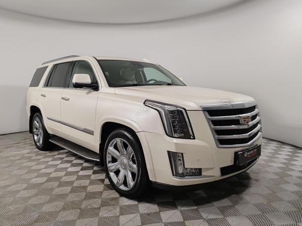 Cadillac Escalade IV с пробегом 2015 года, цена 2 999 000 рублей, 253776 км, внедорожник, Автокод Объявления