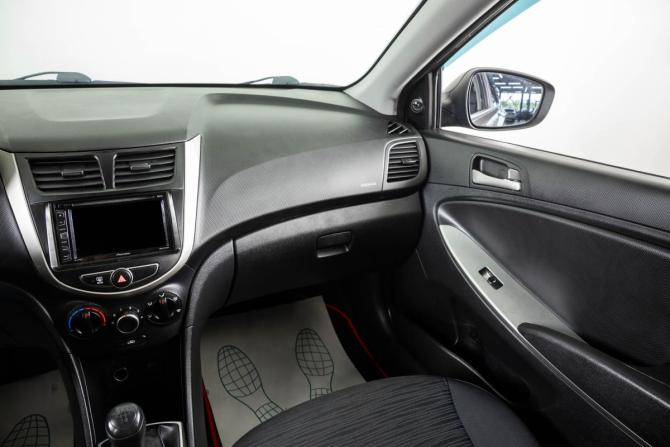 Hyundai Solaris I Рестайлинг с пробегом 2016 года, цена 759 000 рублей, 87509 км, седан, Автокод Объявления