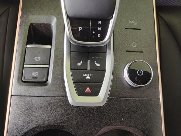 Omoda C5 I с пробегом 2024 года, цена 1 820 000 рублей, 32000 км, внедорожник, Автокод Объявления