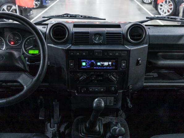 Land Rover Defender I Рестайлинг с пробегом 2007 года, цена 1 290 000 рублей, 100111 км, внедорожник, Автокод Объявления