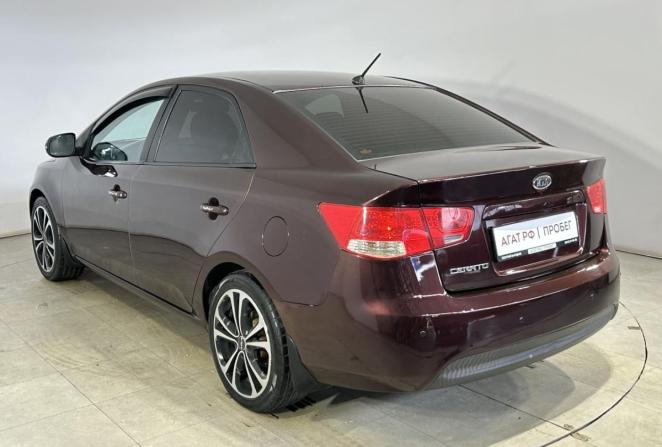 Kia Cerato II с пробегом 2010 года, цена 630 000 рублей, 297357 км, седан, Автокод Объявления