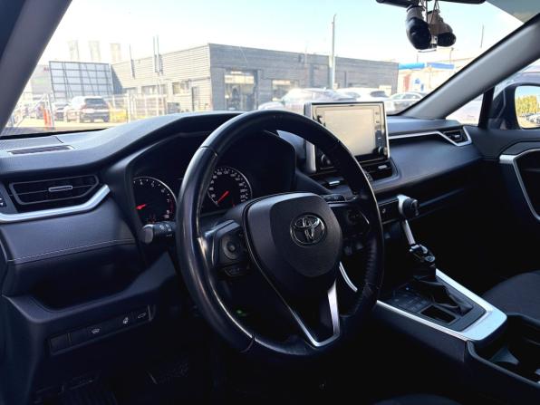 Toyota RAV4 V (XA50) с пробегом 2020 года, цена 2 750 000 рублей, 151000 км, внедорожник, Автокод Объявления