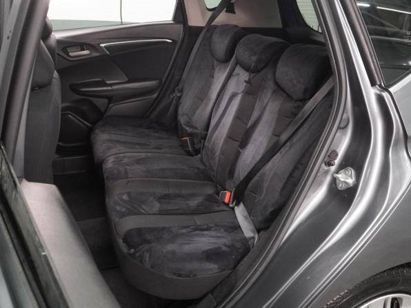 Honda Fit III Рестайлинг с пробегом 2019 года, цена 1 590 000 рублей, 80004 км, хэтчбек, Автокод Объявления