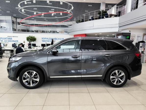 Kia Sorento III Prime Рестайлинг с пробегом 2018 года, цена 2 200 000 рублей, 159000 км, внедорожник, Автокод Объявления