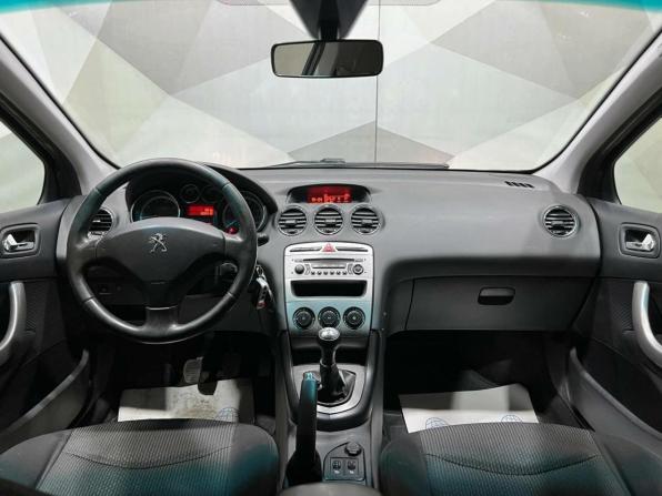 Peugeot 408 I с пробегом 2014 года, цена 489 000 рублей, 209405 км, седан, Автокод Объявления