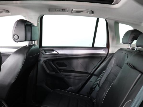 Volkswagen Tiguan II Рестайлинг с пробегом 2021 года, цена 3 490 000 рублей, 96014 км, внедорожник, Автокод Объявления