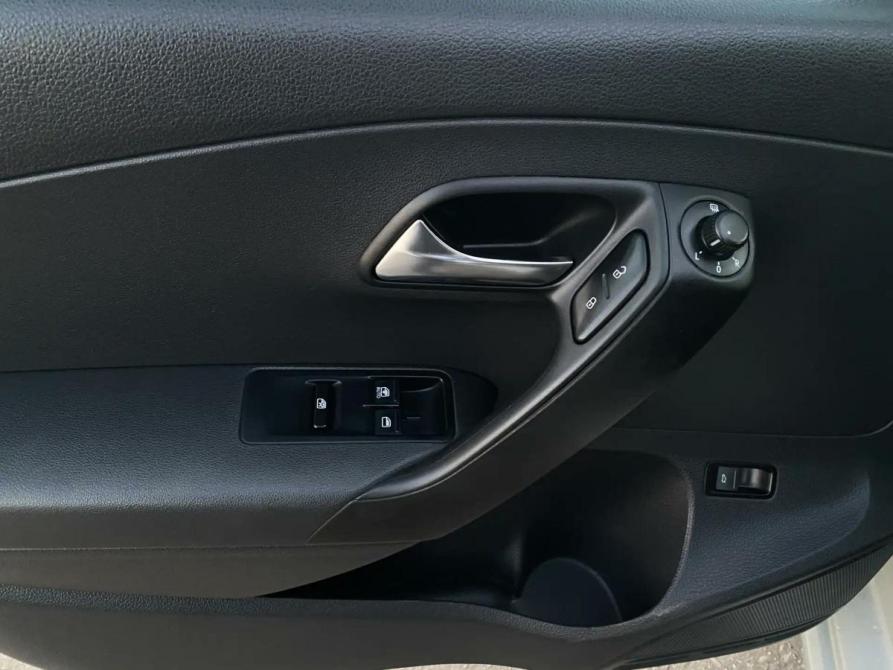 Volkswagen Polo V Тверь  - изображение 14