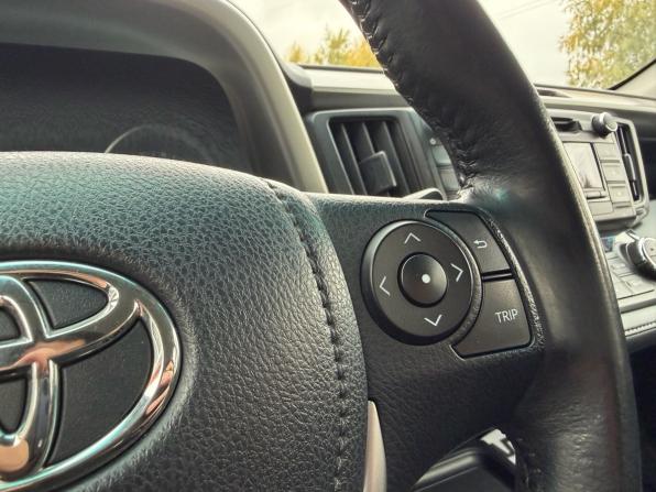 Toyota RAV4 IV (XA40) Рестайлинг с пробегом 2018 года, цена 2 349 999 рублей, 85000 км, внедорожник, Автокод Объявления