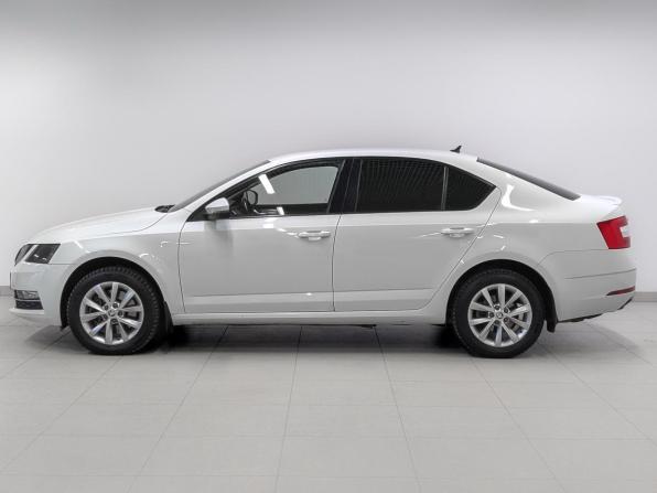 Skoda Octavia III (A7) Рестайлинг с пробегом 2018 года, цена 1 775 000 рублей, 108699 км, лифтбек, Автокод Объявления
