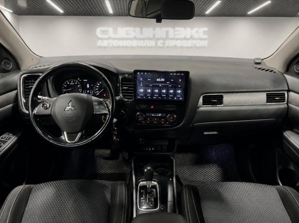 Mitsubishi Outlander III Рестайлинг 2 с пробегом 2017 года, цена 1 699 000 рублей, 208822 км, внедорожник, Автокод Объявления