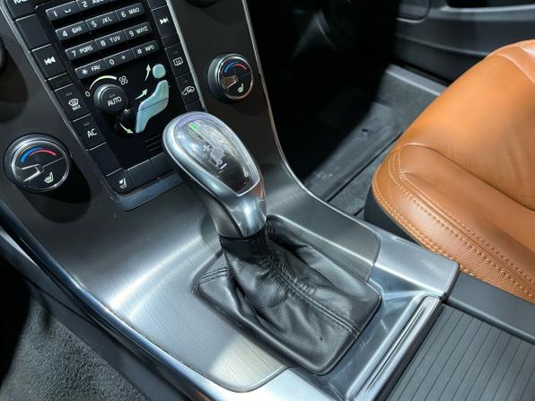 Volvo S60 II с пробегом 2012 года, цена 1 350 000 рублей, 148882 км, седан, Автокод Объявления