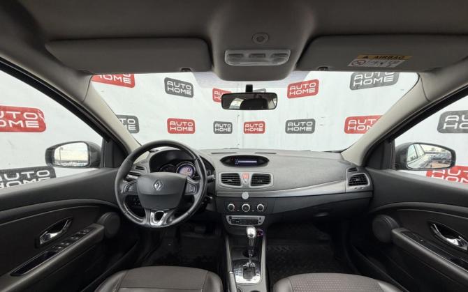 Renault Fluence I Рестайлинг с пробегом 2014 года, цена 579 990 рублей, 192000 км, седан, Автокод Объявления