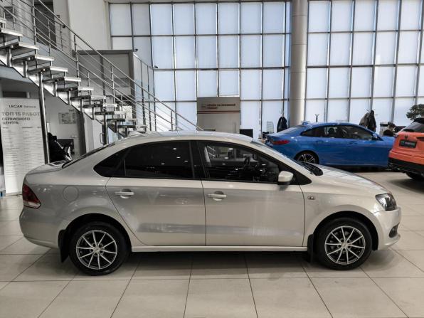 Volkswagen Polo V с пробегом 2012 года, цена 650 000 рублей, 224748 км, седан, Автокод Объявления