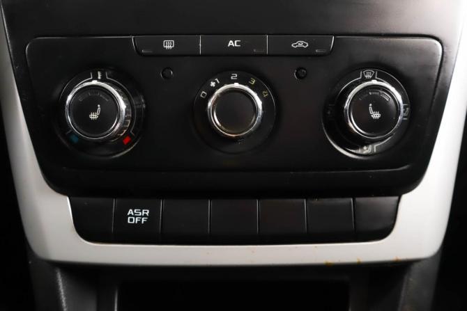 Skoda Yeti I с пробегом 2012 года, цена 699 000 рублей, 200000 км, внедорожник, Автокод Объявления