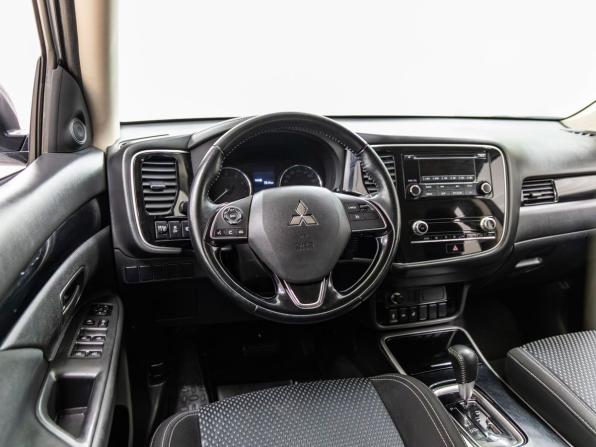Mitsubishi Outlander III Рестайлинг 3 с пробегом 2021 года, цена 2 398 000 рублей, 88509 км, внедорожник, Автокод Объявления