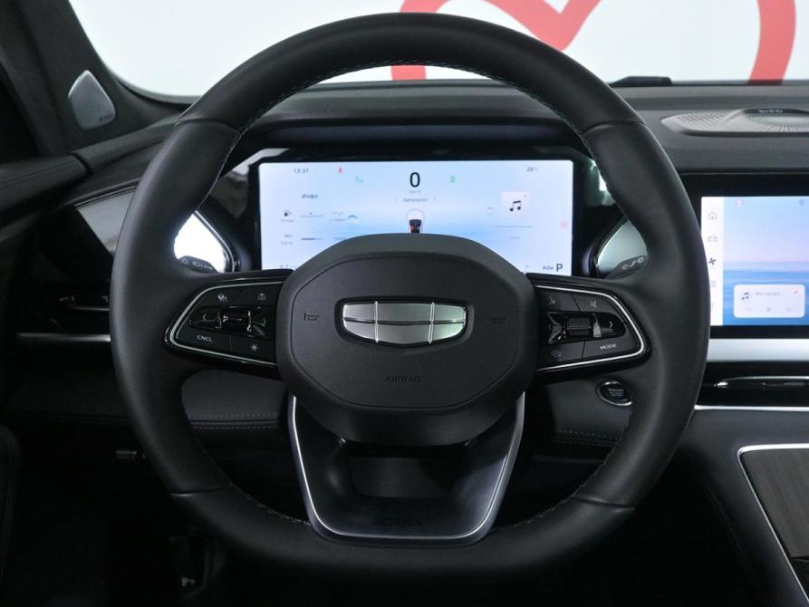 Geely Monjaro I Москва  - изображение 11