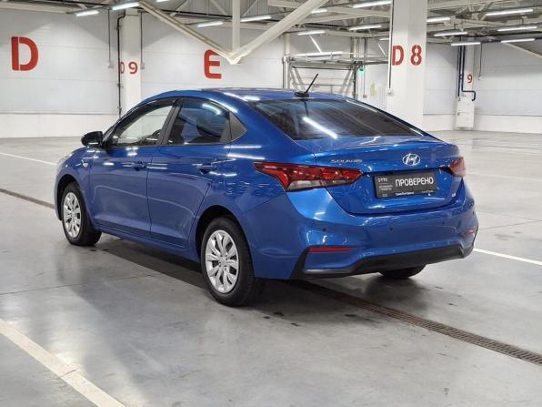 Hyundai Solaris II с пробегом 2018 года, цена 1 030 000 рублей, 126322 км, седан, Автокод Объявления